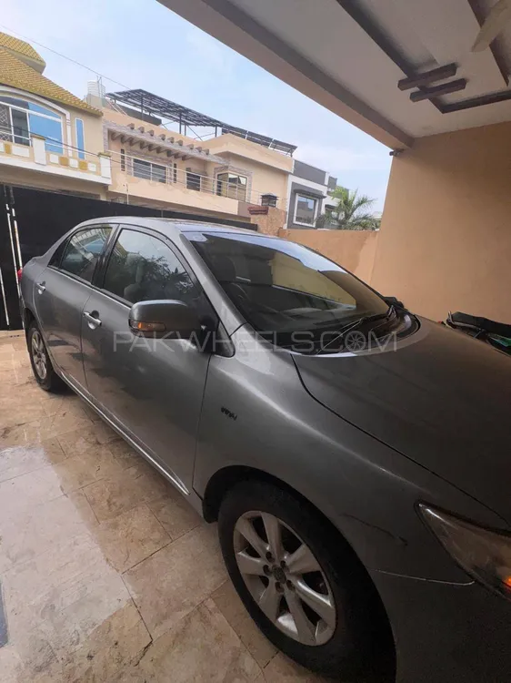 Toyota Corolla 2013 for Sale in Lahore Image-1