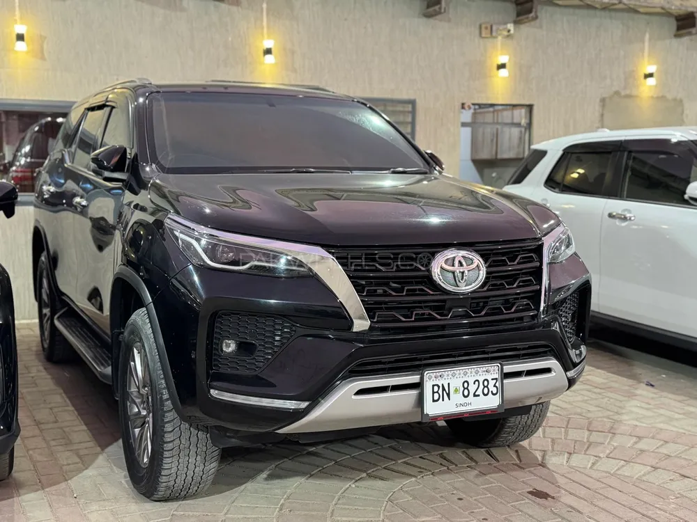Toyota Fortuner 2022 for Sale in Karachi Image-1