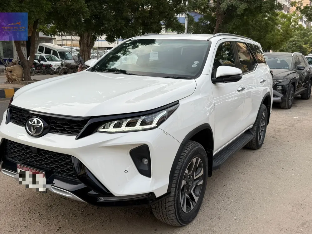 Toyota Fortuner 2022 for Sale in Karachi Image-1