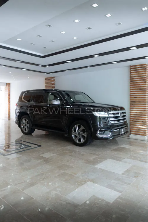 ٹویوٹا لینڈ کروزر 2022 for Sale in اسلام آباد ٹویوٹا لینڈ کروزر 2022 for Sale in اسلام آباد Image-2