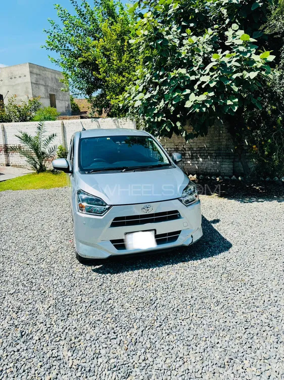Toyota Pixis Epoch 2022 for Sale in Peshawar Image-1