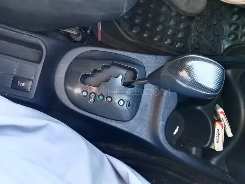Toyota Vitz 2014 for Sale in Multan Image-1