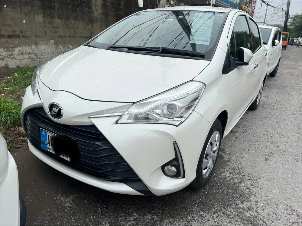 Toyota Vitz 2019 for Sale in Lahore Image-1