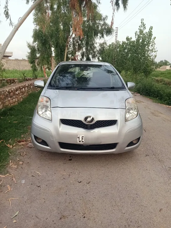 Toyota Vitz 2007 for Sale in Swabi Image-1