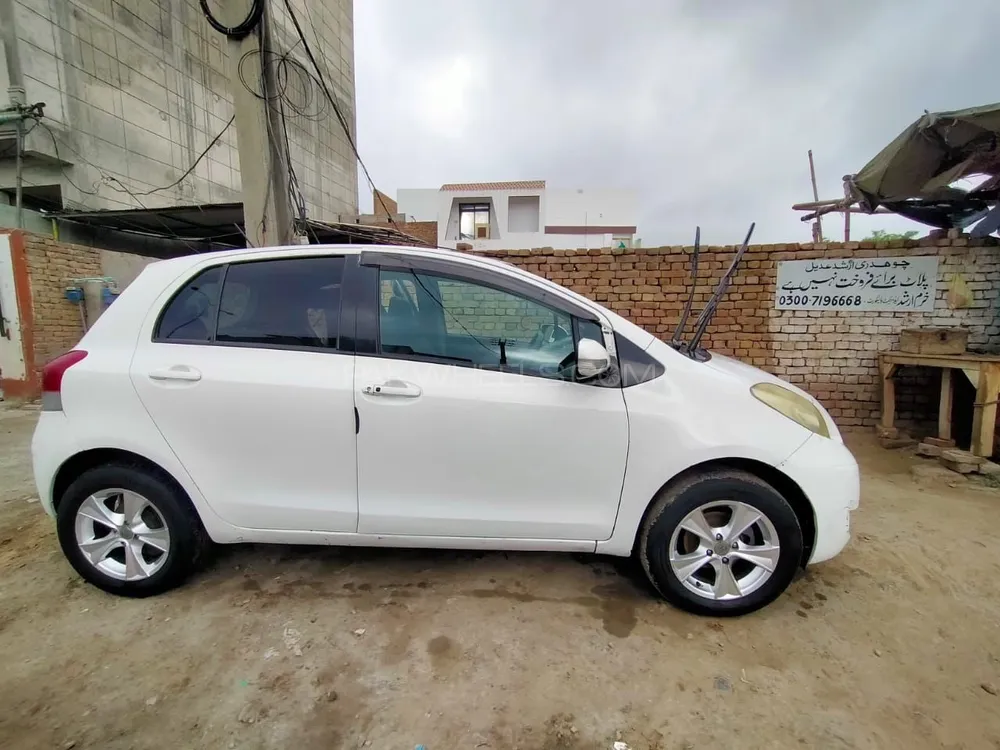 Toyota Vitz 2007 for Sale in Bahawalpur Image-1