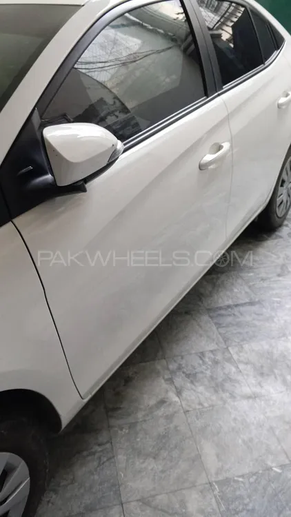 Toyota Yaris Sedan 2024 for Sale in Gujranwala Image-1