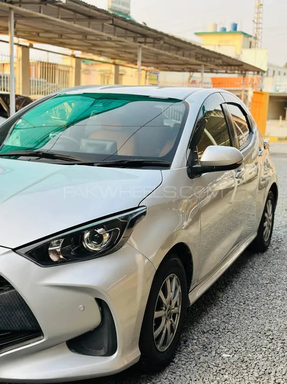 ٹویوٹا یارس ہیچ بیک 2021 for Sale in مانسہرہ Image-1
