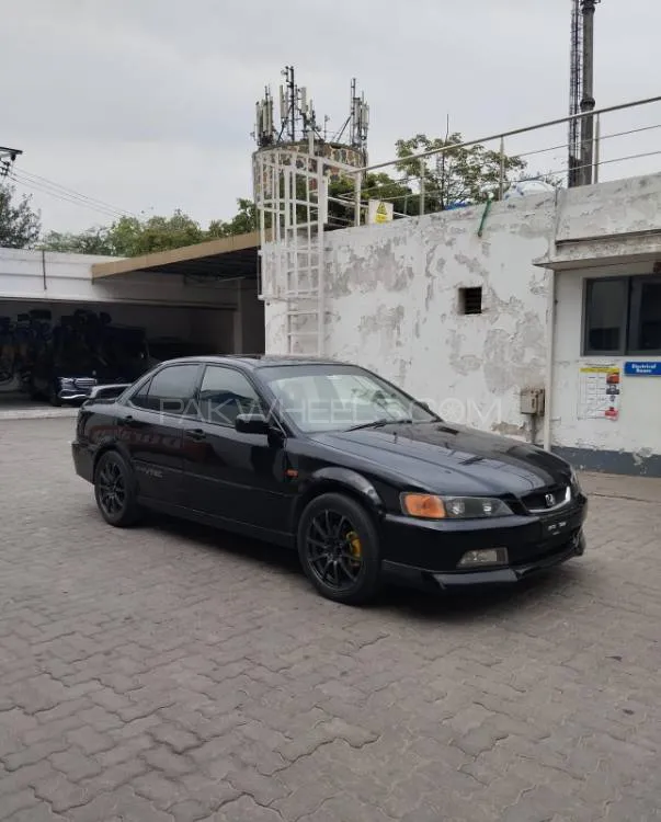 Honda Accord 2001 for Sale in Lahore Image-1