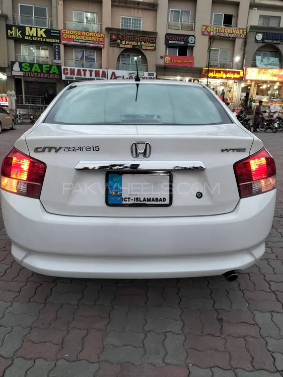 ہونڈا سٹی 2013 for Sale in اسلام آباد Image-1