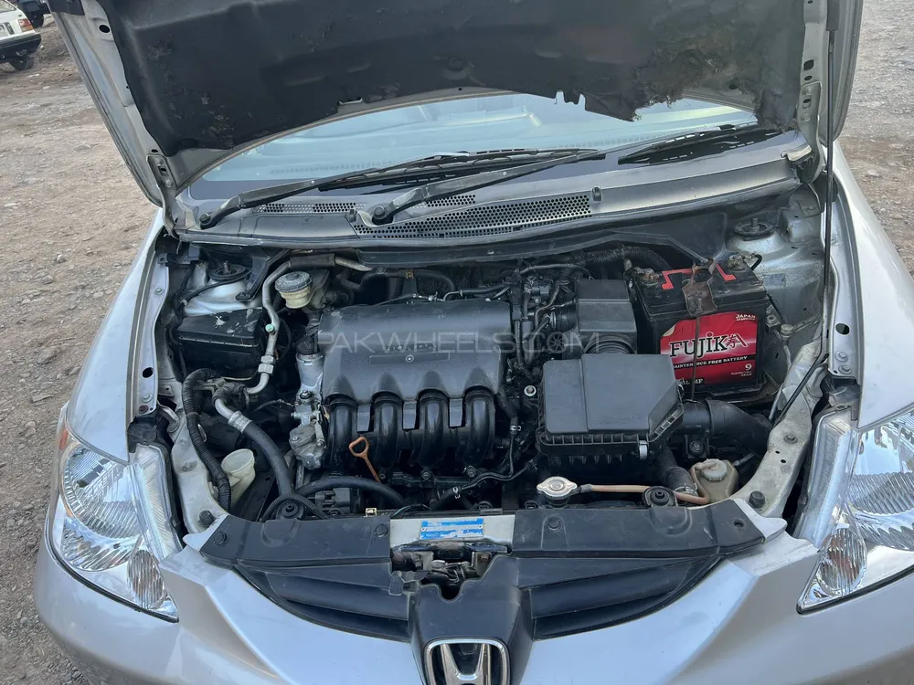 Honda City 2005 for Sale in Peshawar Honda City 2005 for Sale in Peshawar Image-16