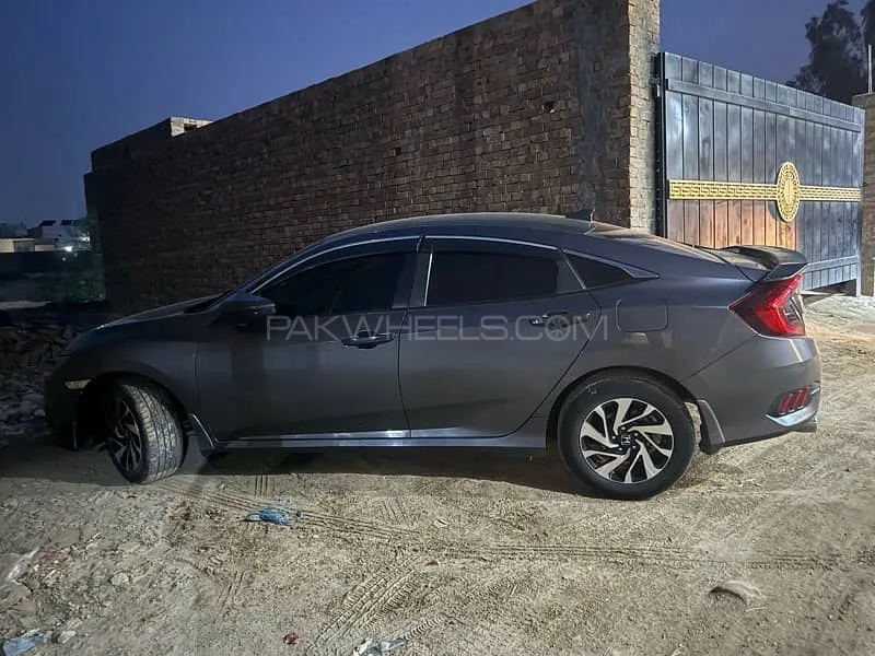Honda Civic 2019 for Sale in Vehari Image-1