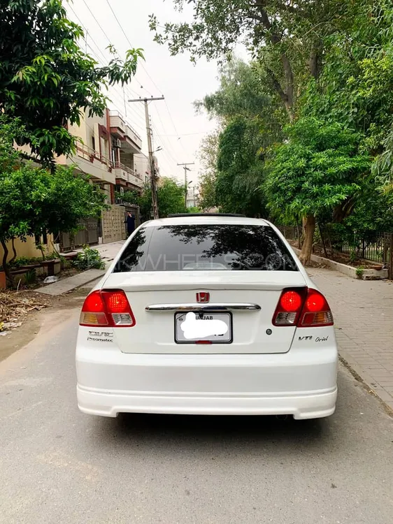Honda Civic 2004 for Sale in Lahore Image-1