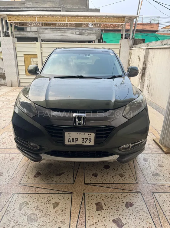 Honda Vezel 2015 for Sale in Lahore Image-1