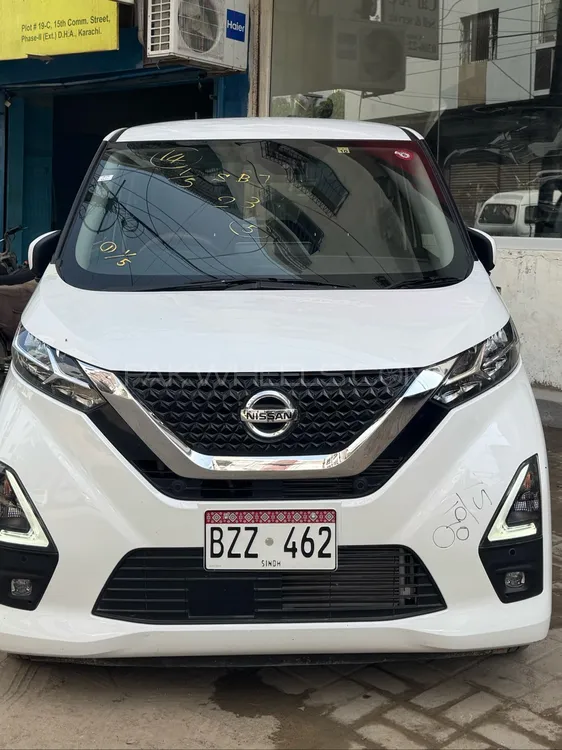 نسان ڈیز 2022 for Sale in کراچی Image-1