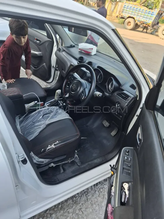 Suzuki Swift 2023 for Sale in Kamra Image-1