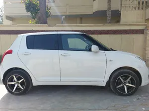 Suzuki Swift DLX 1.3 Navigation  2021 for Sale