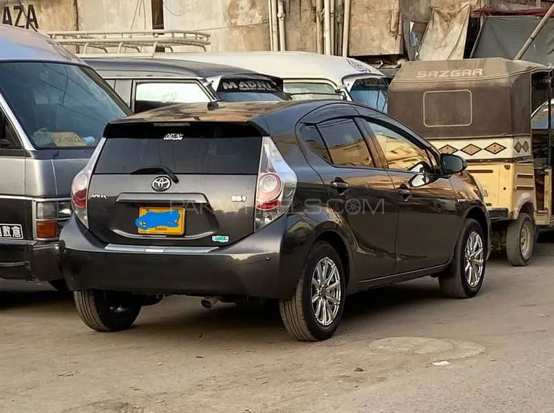 Toyota Aqua 2013 for Sale in Karachi Image-1