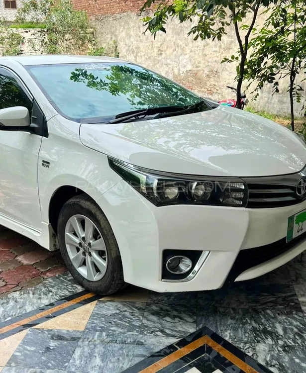 Toyota Corolla 2016 for Sale in Sialkot Image-1