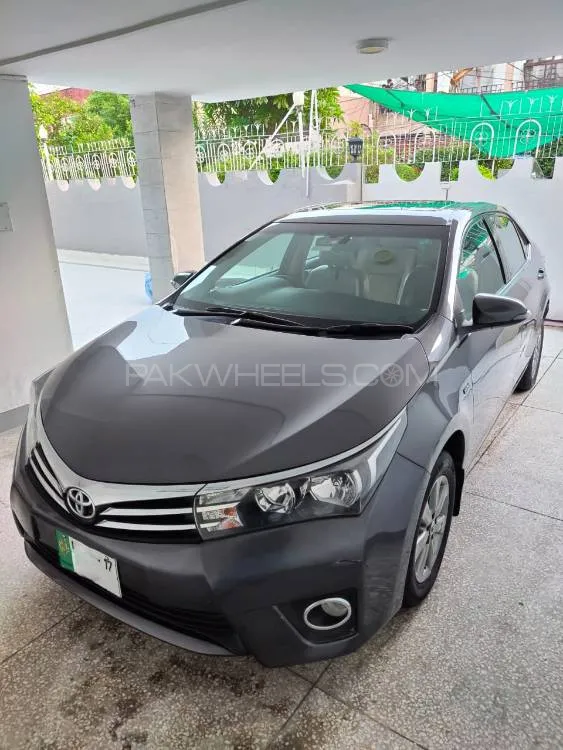 Toyota Corolla 2016 for Sale in Lahore Image-1