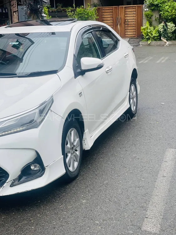 Toyota Corolla 2017 for Sale in Lahore Image-1