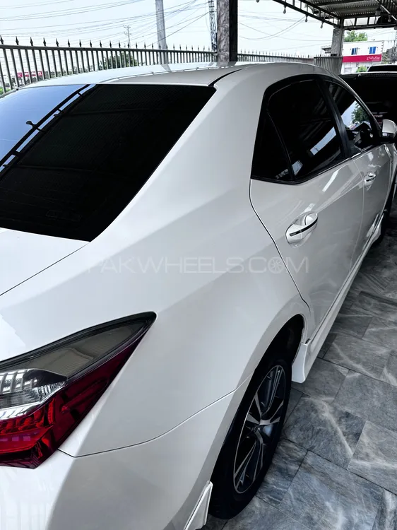 Toyota Corolla 2020 for Sale in Peshawar Image-1