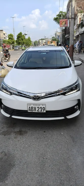 Toyota Corolla 2020 for Sale in Lahore Image-1