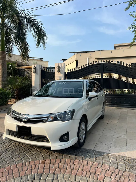 Toyota Corolla Fielder 2015 for Sale in Peshawar Image-1