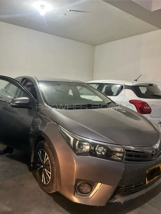 Toyota Corolla 2014 for Sale in Karachi Image-1