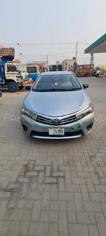 Toyota Corolla 2015 for Sale in Mandi bahauddin Image-1