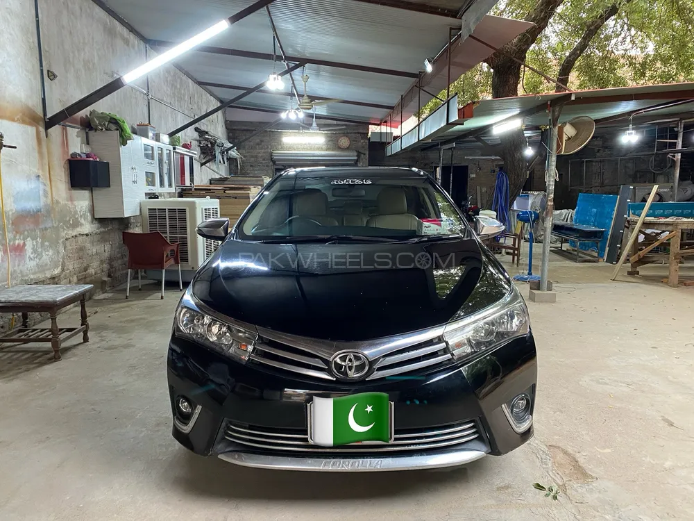 Toyota Corolla 2015 for Sale in Gujrat Image-1