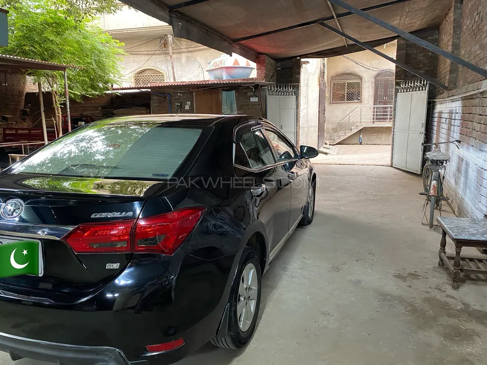 Toyota Corolla 2015 for Sale in Gujrat Toyota Corolla 2015 for Sale in Gujrat Image-6