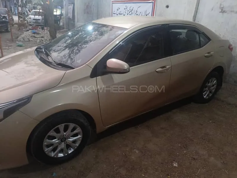 Toyota Corolla 2017 for Sale in Karachi Image-1