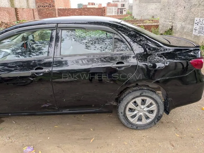 Toyota Corolla 2014 for Sale in Lahore Image-1
