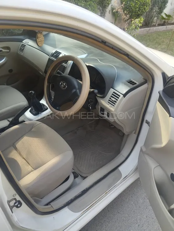 Toyota Corolla 2012 for Sale in Lahore Image-1