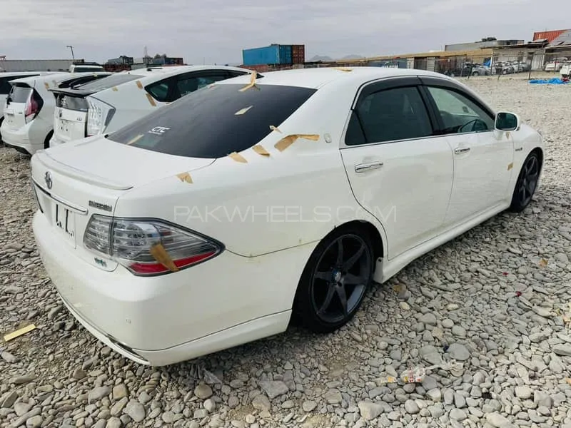 Toyota Crown 2009 for Sale in Quetta Image-1