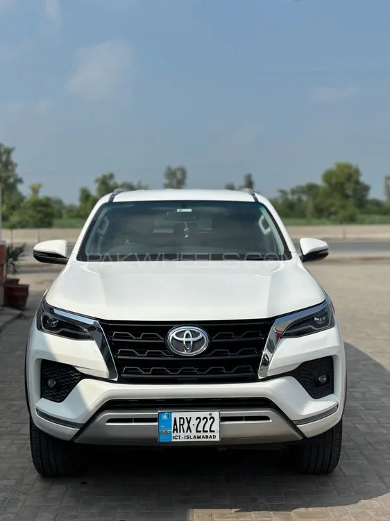 Toyota Fortuner 2021 for Sale in Sargodha Image-1
