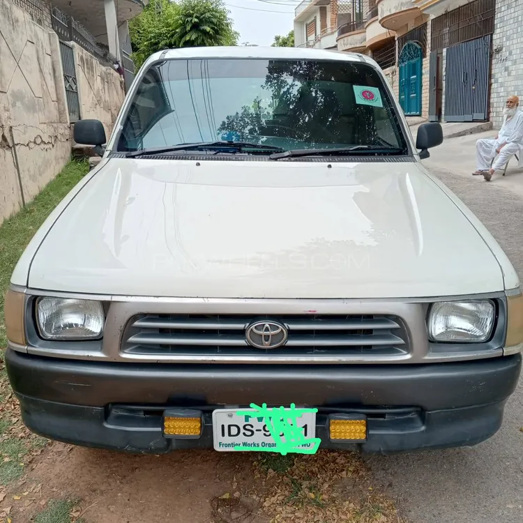 Toyota Hilux 2002 for Sale in Mirpur A.K. Image-1