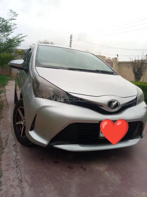 Toyota Vitz 2015 for Sale in Kohat Image-1