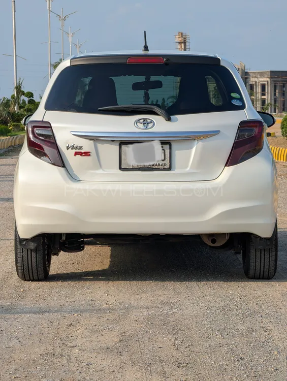Toyota Vitz 2014 for Sale in Islamabad Image-1