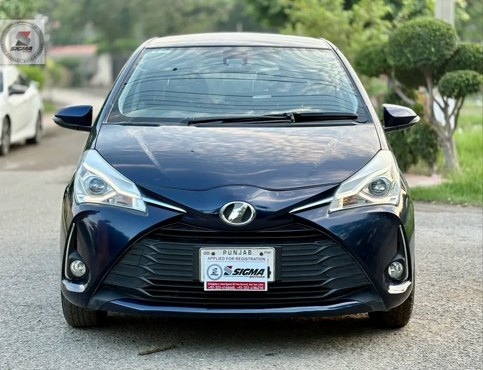 Toyota Vitz 2018 for Sale in Lahore Image-1