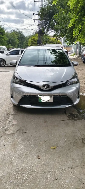 Toyota Vitz 2014 for Sale in Peshawar Image-1