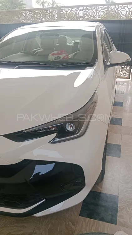 Toyota Yaris Sedan 2025 for Sale in Lahore Image-1