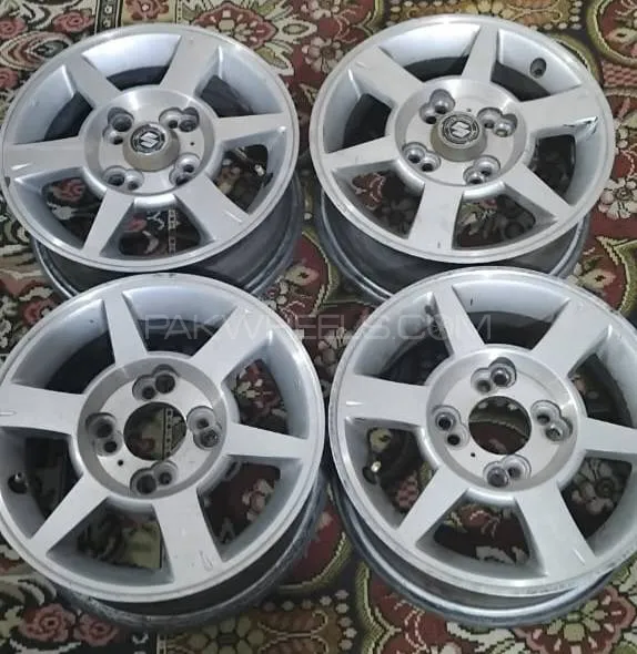 Alloy rim 13 inches Image-1