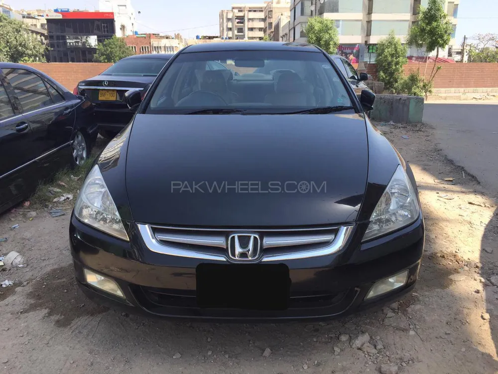 Honda Accord 2005 for Sale in Karachi Image-1