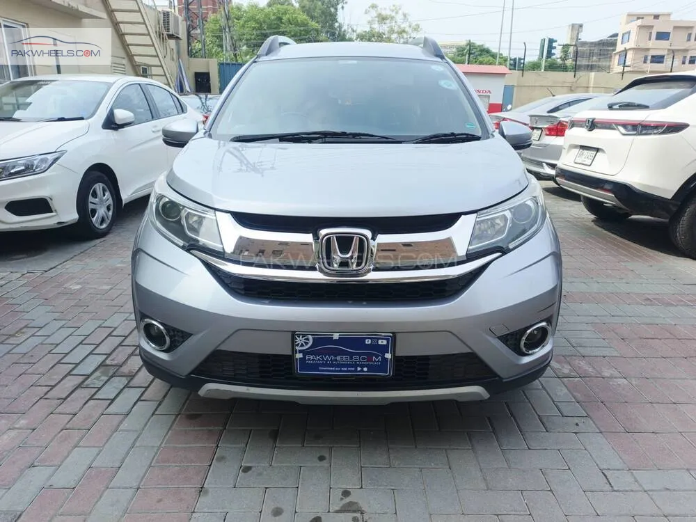 Honda BR-V 2017 for Sale in Lahore Image-1