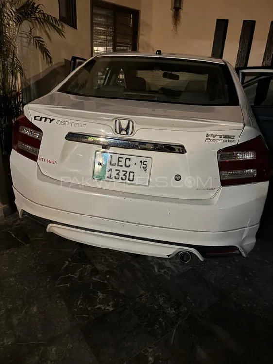 Honda City 2015 for Sale in Lahore Image-1