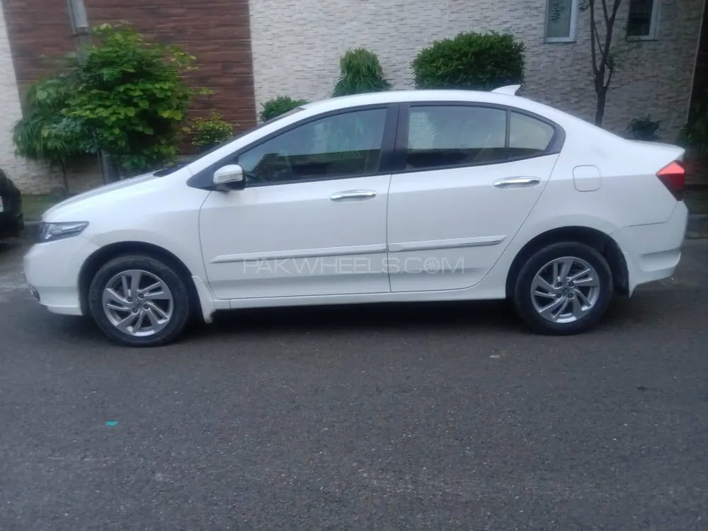 Honda City 2020 for Sale in Lahore Image-1