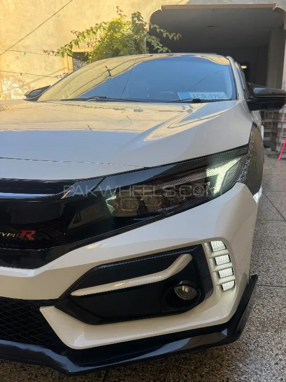 ہونڈا سوک 2017 for Sale in کراچی Image-1