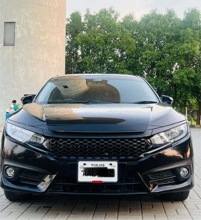 Honda Civic 2020 for Sale in Lahore Image-1