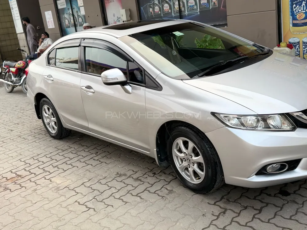 Honda Civic 2015 for Sale in Lahore Image-1